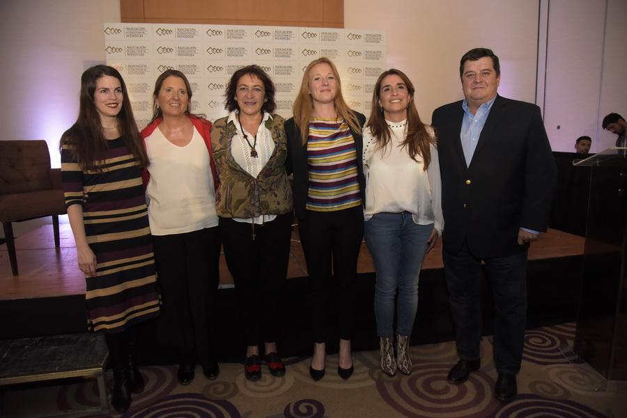 Conocer mujeres sartaguda Conocer mujeres sartaguda